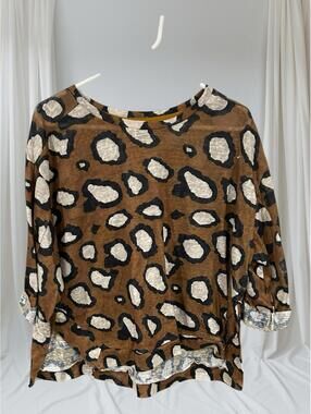 Umgee Animal Print Lightweight Oversized Top Size Small Casual Relaxed Fit